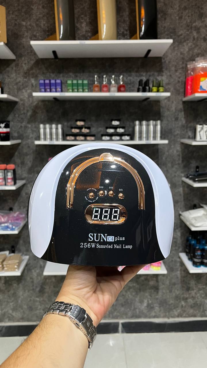 یو وی سا c4 plus